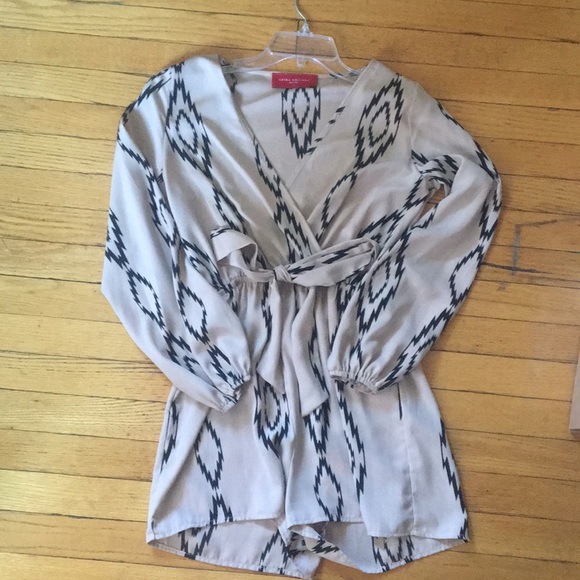 Akira long sleeve tribal print romper - Picture 4 of 4